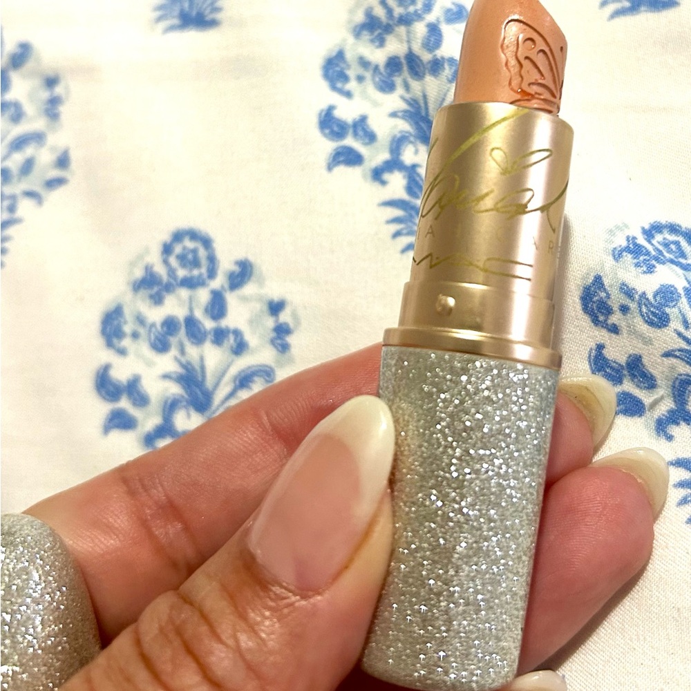 MAC Mariah Carey Lipstick - Dahhhlinggg! (Limited Edition)